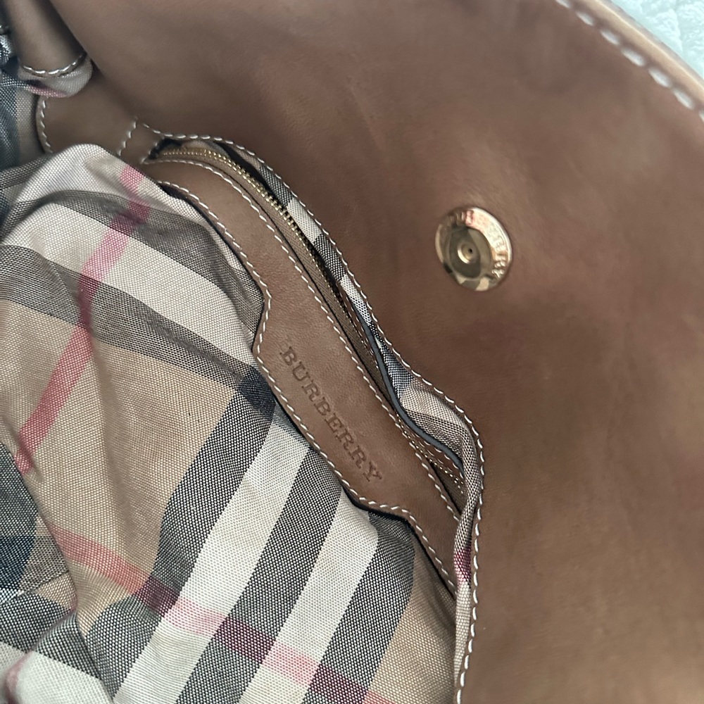 Burberry Tan Leather Tote Bag - Picture 10 of 12